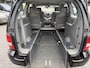 Kia Carnival 2.5 V6 EX Automaat - Rolstoelauto 4+1 - XXL Freedom Ombouw - Bodemverlaging - Unieke Auto