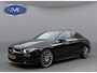 Mercedes-Benz A-klasse 200 Business Solution AMG, panoramadak, 19 inch, sfeerverlichting,achteruitrijcamera, vele opties