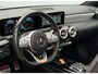 Mercedes-Benz A-klasse 200 Business Solution AMG, panoramadak, 19 inch, sfeerverlichting,achteruitrijcamera, vele opties