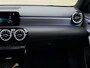 Mercedes-Benz A-klasse 200 Business Solution AMG, panoramadak, 19 inch, sfeerverlichting,achteruitrijcamera, vele opties