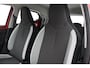 Toyota Aygo 1.0 VVT-i x-play | Airco | Camera | Bluetooth | 15 inch | Elektrische ramen voor