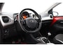 Toyota Aygo 1.0 VVT-i x-play | Airco | Camera | Bluetooth | 15 inch | Elektrische ramen voor
