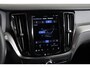 Volvo V60 2.0 B4 Ultimate Dark / Opendak /Leder / HUD / Pilot Assist / HarmanKardon / CarPlay