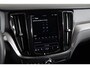 Volvo V60 2.0 B4 Ultimate Dark / Opendak /Leder / HUD / Pilot Assist / HarmanKardon / CarPlay