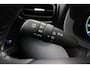 Toyota Yaris Cross 1.5 Hybrid Dynamic | Dodehoek detectie | Parkeersensoren voor/achter | Apple Carplay / Android Auto | Stoel-/stuurverwarming | Matrix LED | Adaptive Cruise | Keyless | Clima | Camera | 17 inch