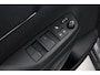 Toyota Yaris Cross 1.5 Hybrid Dynamic | Dodehoek detectie | Parkeersensoren voor/achter | Apple Carplay / Android Auto | Stoel-/stuurverwarming | Matrix LED | Adaptive Cruise | Keyless | Clima | Camera | 17 inch