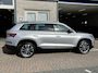 Skoda Kodiaq 1.5 TSI Ambition Tour / AUTOMAAT/ PANO/ TREKHAAK/ PARK.SENSOREN V+A/ CAMERA/ ACC/ SMARTLINK/ STUUR+STOELVERWARM./ ELEK.ACHTERKLEP/ DIGITAL DASH/ NAVI/ DAB/ CLIMA/ LED/ 19'' LMV
