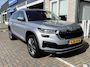 Skoda Kodiaq 1.5 TSI Ambition Tour / AUTOMAAT/ PANO/ TREKHAAK/ PARK.SENSOREN V+A/ CAMERA/ ACC/ SMARTLINK/ STUUR+STOELVERWARM./ ELEK.ACHTERKLEP/ DIGITAL DASH/ NAVI/ DAB/ CLIMA/ LED/ 19'' LMV