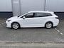 Toyota Corolla Touring Sports 1.8 Hybrid Active | Grijs kenteken | stuur-, stoel- en voorruit verwarming | Lichtmetalen velgen | Apple/Android Navigatie |
