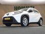 Toyota Aygo X 1.0 VVT-i MT Play - ORIGINEEL NEDERLANDSE AUTO - ACHTERUITRIJCAMERA - AIRCO - APPLE CARPLAY/ANDROID AUTO - CRUISE CONTROL ADAPTIEF - GROOTLICHT ASSISTANT - BLUETOOTH TELEFOONVOORBEREIDING - VOLLEDIG HOMMEL ONDERHOUDEN