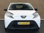 Toyota Aygo X 1.0 VVT-i MT Play - ORIGINEEL NEDERLANDSE AUTO - ACHTERUITRIJCAMERA - AIRCO - APPLE CARPLAY/ANDROID AUTO - CRUISE CONTROL ADAPTIEF - GROOTLICHT ASSISTANT - BLUETOOTH TELEFOONVOORBEREIDING - VOLLEDIG HOMMEL ONDERHOUDEN