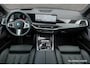 BMW X5 xDrive50e 490Pk X-Drive | M-Sport Pro | Shadowline | Luchtvering | Panoramadak | 360° Camera | Harman-Kardon | Head Up Display | Trekhaak | 22''
