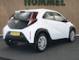 Toyota Aygo X 1.0 VVT-i MT Play - ORIGINEEL NEDERLANDSE AUTO - AIRCO - ACHTERUITRIJCAMERA - BLUETOOTH TELEFOONVOORBEREIDING - APPLE CARPLAY/ANDROID AUTO - CRUISE CONTROL ADAPTIEF