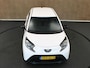 Toyota Aygo X 1.0 VVT-i MT Play - ORIGINEEL NEDERLANDSE AUTO - AIRCO - ACHTERUITRIJCAMERA - BLUETOOTH TELEFOONVOORBEREIDING - APPLE CARPLAY/ANDROID AUTO - CRUISE CONTROL ADAPTIEF