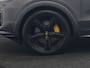 Porsche Cayenne Coupé 3.0 E-Hybrid PHEV | MY 2024 Facelift | Trekhaak Af Fabriek | Panodak | Luchtvering | Sportuitlaat | PDLS+ | Sport Chrono | InnoDrive Adaptive Cruise | SportDesign | Head up | Soft Close | 22"L.M | 360 Camera | Plug In Hybrid |