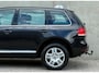 Volkswagen Touareg 3.2 V6 2004 Zwart 4M|NAP|APK|YOUNGTIMER