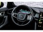 Polestar 2 Long Range Single Motor 82 kWh | Trekhaak | Panoramadak | 360 Graden Camera | Keyless Entry | Elektrische Achterklep | Elektrisch Verstelbare Voorstoelen | Stoelverwarming | Cruise Control Adaptief | BLIS | Google Navigatie | Apple Carplay | Android Auto
