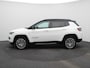 Jeep Compass 1.5T e-Hybrid S Lederen Bekleding | Camera | Stoelventilatie | Stoelverwarming | Elektrisch Verstelbare Stoel | Parkeersensoren Voor en Achter | 19" Lichtmetalen Velgen