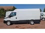 IVECO Daily 35S14V 2.3 L2H2 Automaat / Cruise 3500KG Trekhaak