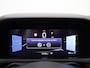 Jeep Avenger 1st Edition 54 kWh SOH 95% | Stoelverwarming | Camera | Parkeersensoren Voor en Achter | Apple Carplay/Android Auto