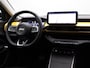 Jeep Avenger 1st Edition 54 kWh SOH 95% | Stoelverwarming | Camera | Parkeersensoren Voor en Achter | Apple Carplay/Android Auto
