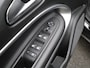 Jeep Avenger 1st Edition 54 kWh SOH 95% | Stoelverwarming | Camera | Parkeersensoren Voor en Achter | Apple Carplay/Android Auto