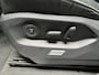Volkswagen Touareg 3.0 TSi eHybrid 4MOTION Elegance / AUTOMAAT/ 381PK/ PANO/ TREKHAAK/ LEER/ LUCHTVERING/ APP-CONNECT/ PARK.SENSOR. + 360 CAMERA/ STUUR+STOELVERWARM./ MEMORY + MASSAGE/ DCC/ ACC/ ELEK.ACHTERKLEP/ HEAD-UP/ NAVI/ DAB