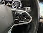Volkswagen Touareg 3.0 TSi eHybrid 4MOTION Elegance / AUTOMAAT/ 381PK/ PANO/ TREKHAAK/ LEER/ LUCHTVERING/ APP-CONNECT/ PARK.SENSOR. + 360 CAMERA/ STUUR+STOELVERWARM./ MEMORY + MASSAGE/ DCC/ ACC/ ELEK.ACHTERKLEP/ HEAD-UP/ NAVI/ DAB