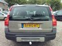 Volvo XC70 Cross Country 2.5 T AWD Momentum - Airco - Leer interieur
