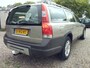 Volvo XC70 Cross Country 2.5 T AWD Momentum - Airco - Leer interieur