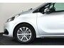 Peugeot 208 1.2 PureTech Allure / Navi / Cruisecontrol / Clima / Camera