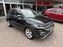 Volkswagen T-Cross 1.0 TSI Life Business Automaat/Stoel verwarming/Trekhaak/Camera.
