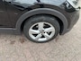 Volkswagen T-Cross 1.0 TSI Life Business Automaat/Stoel verwarming/Trekhaak/Camera.