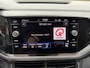 Volkswagen T-Cross 1.0 TSI Life Business Automaat/Stoel verwarming/Trekhaak/Camera.