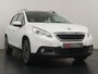 Peugeot 2008 1.2 PureTech Active Automaat - Navigatie - Glazen Panoramadak - Trekhaak
