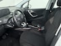 Peugeot 2008 1.2 PureTech Active Automaat - Navigatie - Glazen Panoramadak - Trekhaak