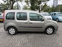 Renault Kangoo 1.6-16V Rolstoelauto 4+1 - Bodemverlaging + Lier - Slechts 44.000 km !! - Rolstoelvervoer - 1e Eigenaar