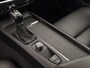 Volvo V60 2.0 T5 Automaat Momentum | Lederen bekleding | Sensus full map navigatie | Stoelverwarming | Volvo On Call met app | Getint glas achter | 18 inch lichtmetalen velgen met all-season banden | Apple CarPlay/Android Auto | Exterieur Styling Kit met dubbele uitlaat