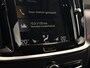 Volvo V60 2.0 T5 Automaat Momentum | Lederen bekleding | Sensus full map navigatie | Stoelverwarming | Volvo On Call met app | Getint glas achter | 18 inch lichtmetalen velgen met all-season banden | Apple CarPlay/Android Auto | Exterieur Styling Kit met dubbele uitlaat