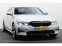 BMW 3-Serie 320i Executive Edition Leder/Stof, Virtual, Cruise, Apple Carplay, LED, Climate, PDC, 19''