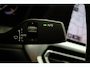 BMW 3-Serie 320i Executive Edition Leder/Stof, Virtual, Cruise, Apple Carplay, LED, Climate, PDC, 19''