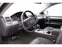 Volkswagen Touareg 6.0 W12 Sport Youngtimer | Automaat | TV Schermen Achter | Memoryseats | Xenon | Trekhaak | Climatebediening v&a