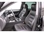 Volkswagen Touareg 6.0 W12 Sport Youngtimer | Automaat | TV Schermen Achter | Memoryseats | Xenon | Trekhaak | Climatebediening v&a