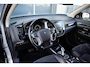Mitsubishi Outlander 2.4 PHEV Intense+ | Trekhaak | Schuifdak | Half Leer | Stuur- en Stoelverwarming