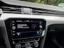Volkswagen Passat Variant Business 1.4 PHEV 218 pk - trekhaak - camera - winterpack - zuinig!