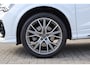 Audi Q3 Sportback 45 TFSI e 3x S-Line/Panoramadak/Stoelverwarming/Apple carplay/Lane assist//Achteruitrijcamera/Adaptieve cruisecontrol/Parkeersensoren/Navigatie
