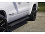 Dodge Ram DEMO | SPORT V8 5.7 402PK | Krachtige Hemi | Panorama Dak | 12' Scherm Comfortabele Dubbele Cabine met Royale 5 Zitplaatsen | NIEUW EN BPM vrij | Nu Leverbaar uit Voorraad | Nr 2529 - 1277 | De specialist in Amerikaanse pick‑ups in Nederland en Europa.