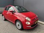 Fiat 500 1.0 Hybrid Dolcevita Airco - Apple carplay - Navigatie - Glazen panoramadak - Cruise control - Bluetooth - Mistlampen - Licht metalen velgen 15 inch - 2 staps gepolijst en behandeld met een ceramische coating - Radio - Start/stop systeem - stuur leder - Stuur multifunctioneel