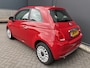 Fiat 500 1.0 Hybrid Dolcevita Airco - Apple carplay - Navigatie - Glazen panoramadak - Cruise control - Bluetooth - Mistlampen - Licht metalen velgen 15 inch - 2 staps gepolijst en behandeld met een ceramische coating - Radio - Start/stop systeem - stuur leder - Stuur multifunctioneel