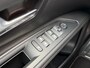 Peugeot 5008 1.2 Hybrid 136 GT 146PK AUTOMAAT | 7-persoons | Cruise Control | Climate Control | Schuif- kanteldak | 360 camera | Parkeersensoren rondom | BOM VOL MET OPTIES!!